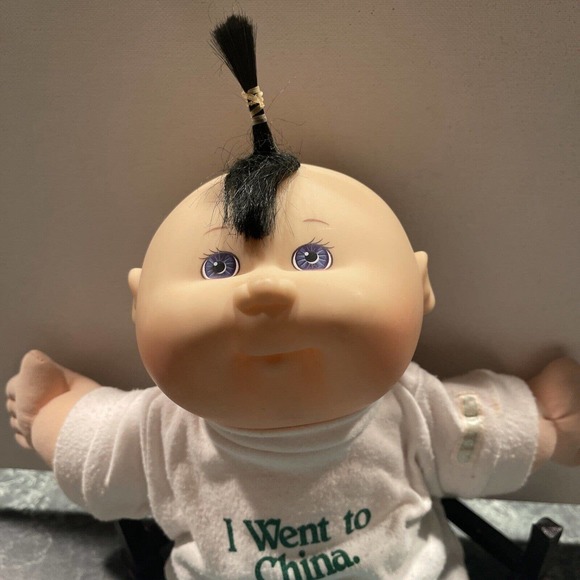 Vintage 1988 Cabbage Patch Doll Black Hair Blue Eyes Mattel First Edition 14" - Picture 1 of 10